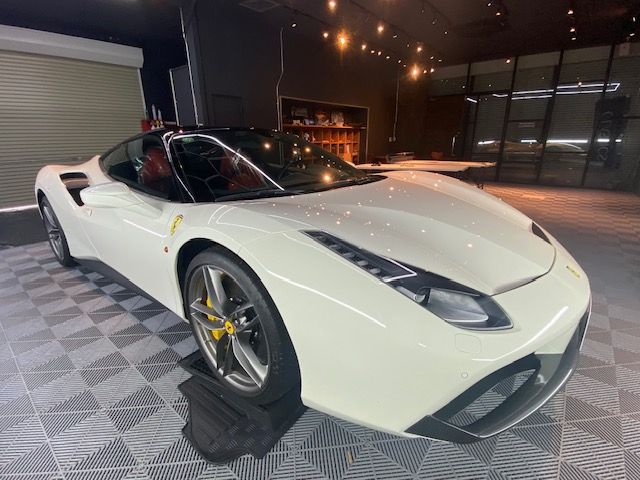 フェラーリ488